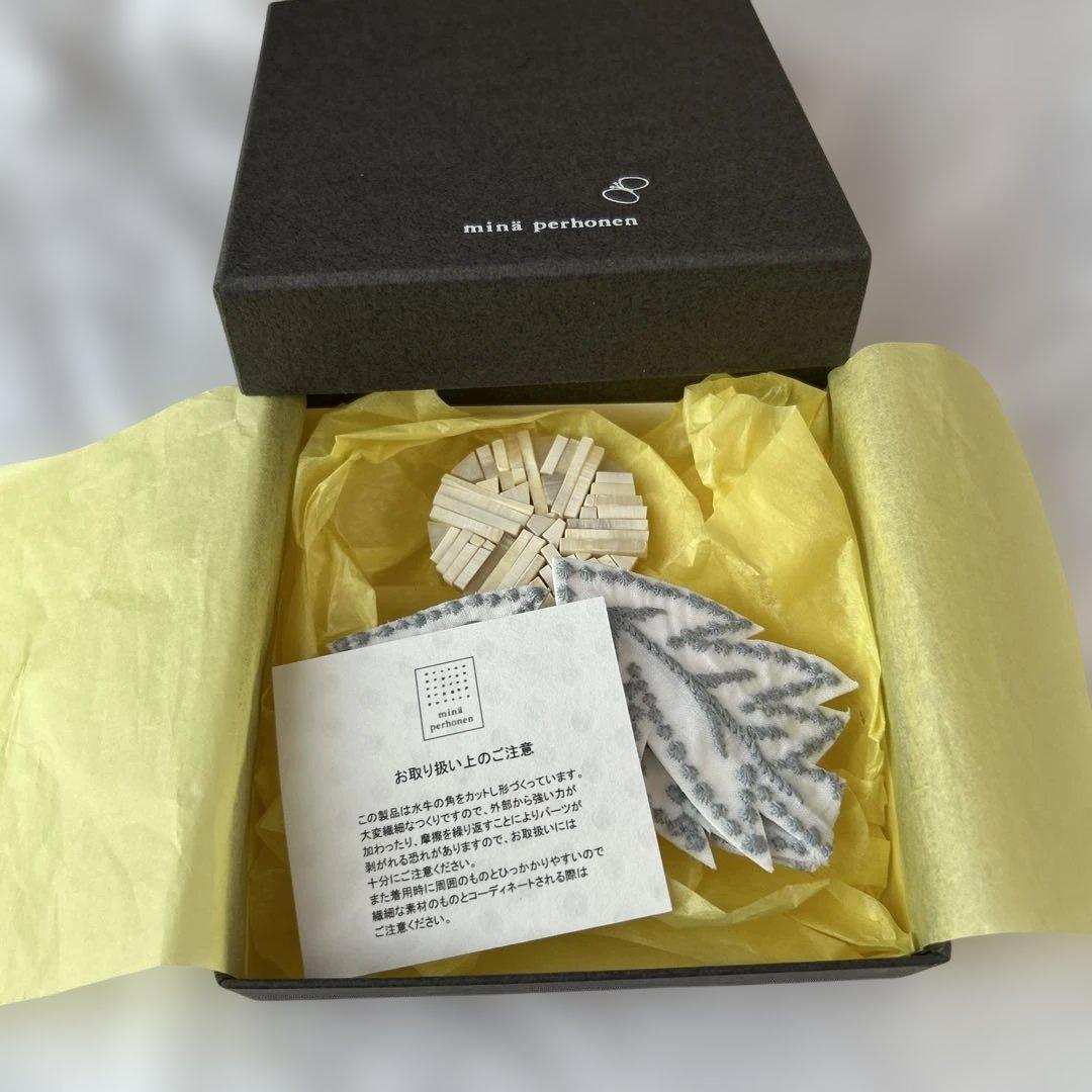 ミナペルホネン tanpopo タンポポ　ブローチ　正規品