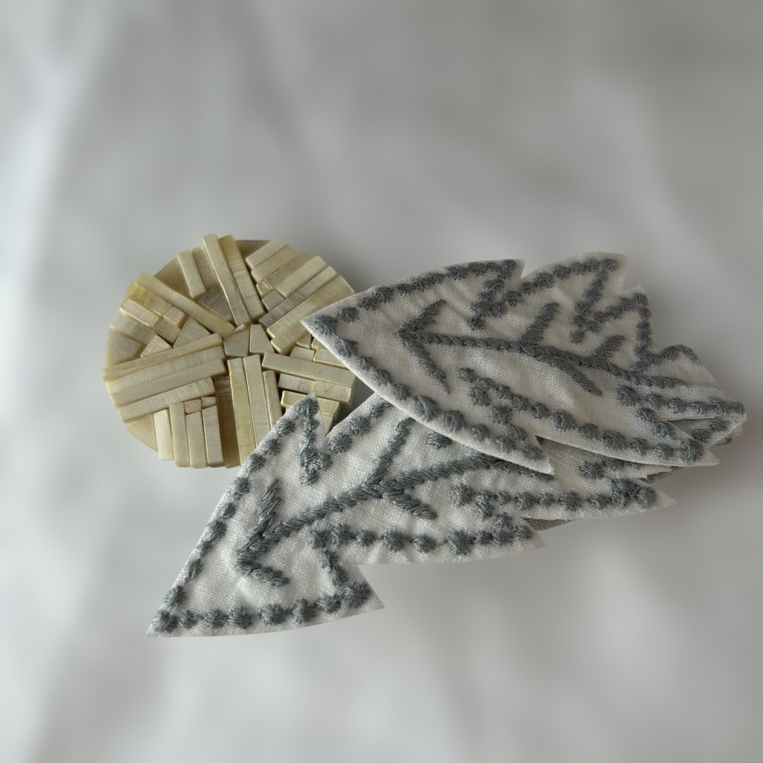 ミナペルホネン tanpopo タンポポ　ブローチ　正規品