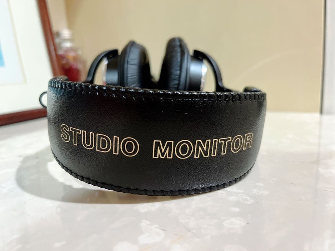 SONY MDR-CD900ST 密閉型スタジオモニターへ ッドホン【ほぼ新品】