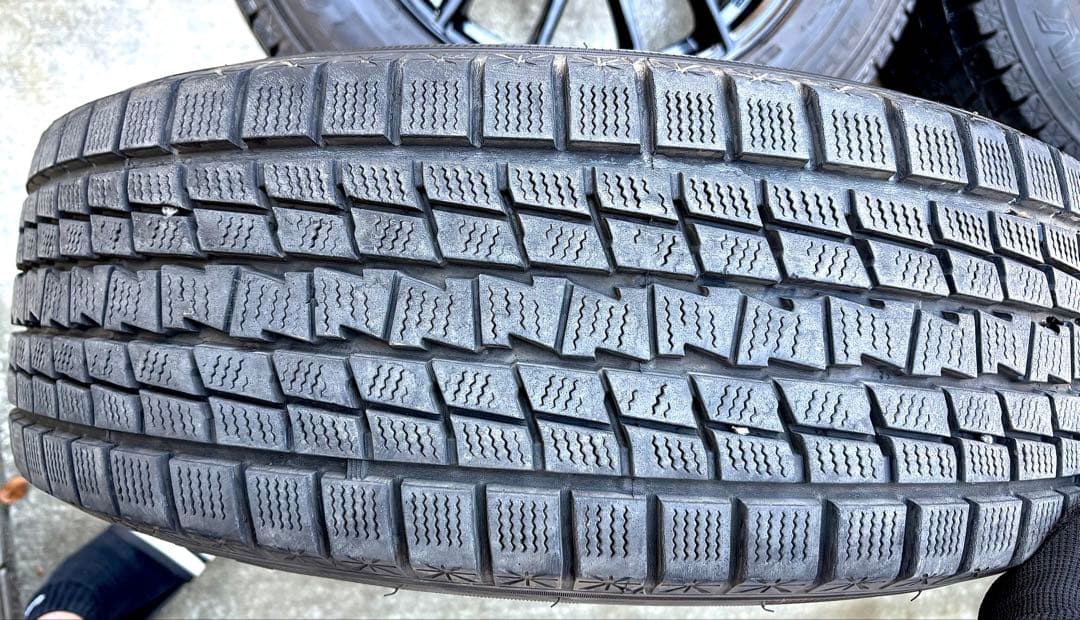 GOODYEAR17インチ スタッドレスタイヤホイールセット 225/65R17