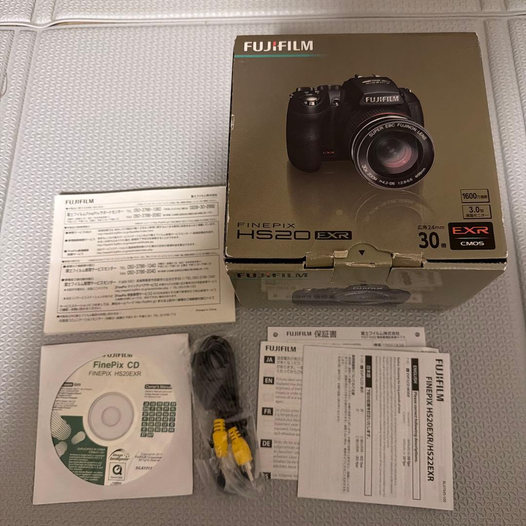 FUJIFILM　FinePix HS20EXR 富士フィルム デジタルカメラ