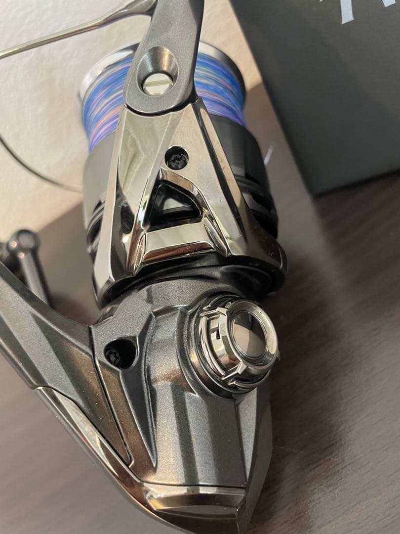 シマノ　24 ツインパワー 4000XG