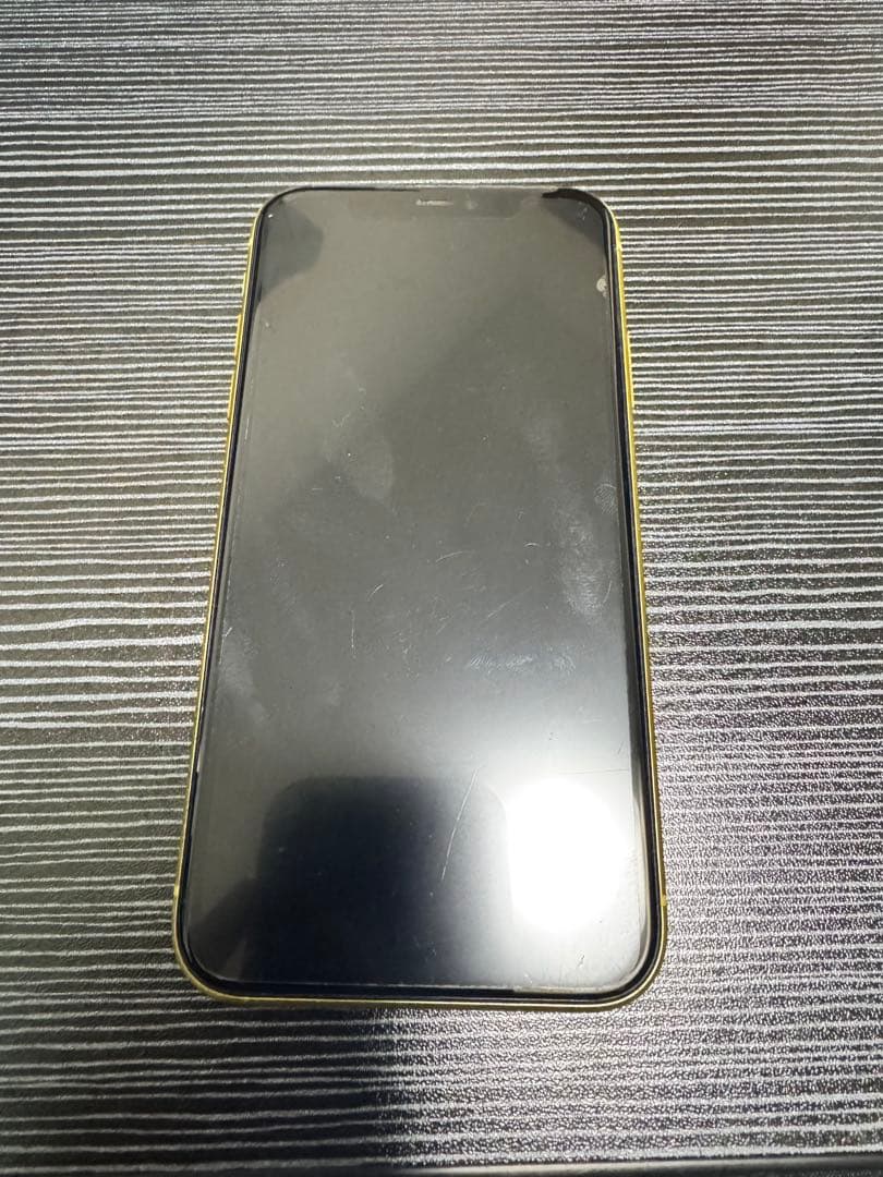 Apple iPhone 11 イエロー　256GB