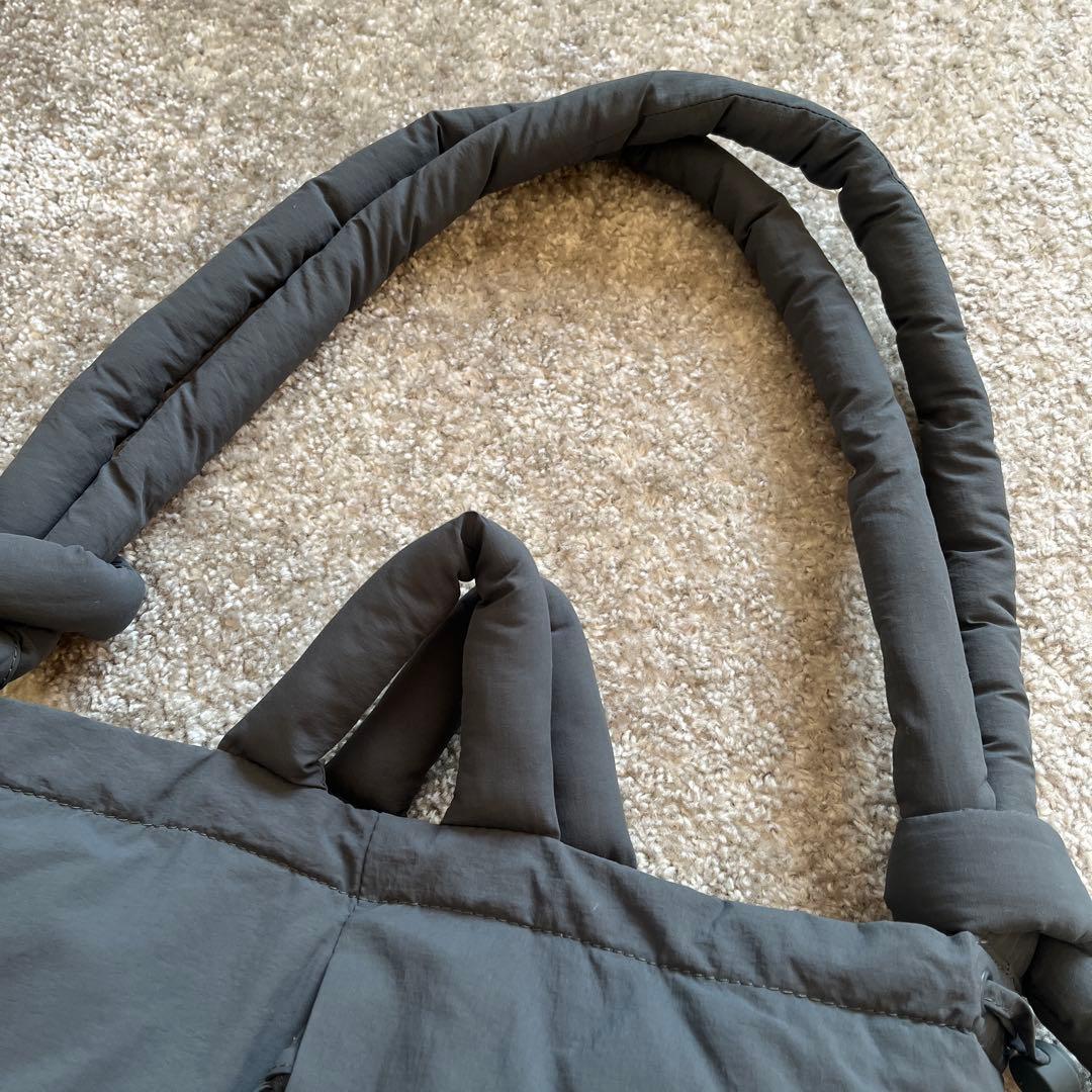 【美品】タグあり　OLEND ona soft bag パフィショルダーバッグ