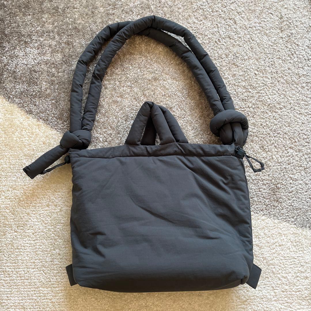 【美品】タグあり　OLEND ona soft bag パフィショルダーバッグ