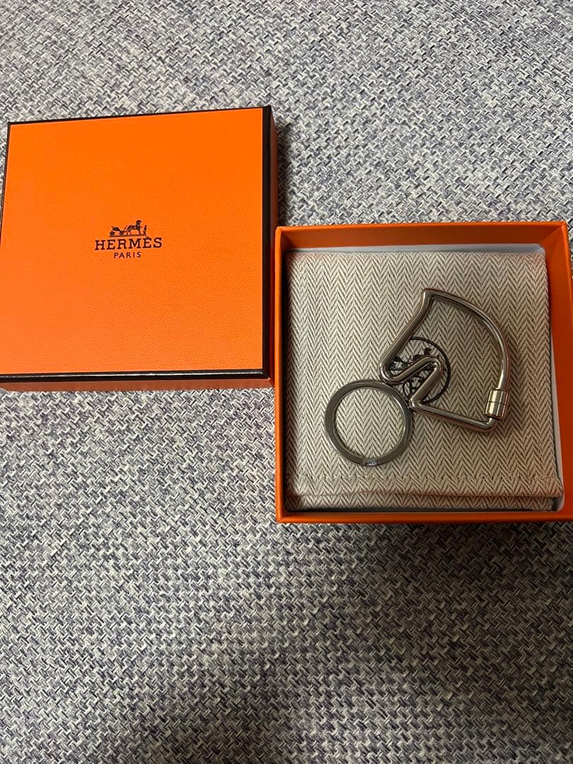 HERMES キーホルダー シュヴァル　馬　キーリング　エルメス