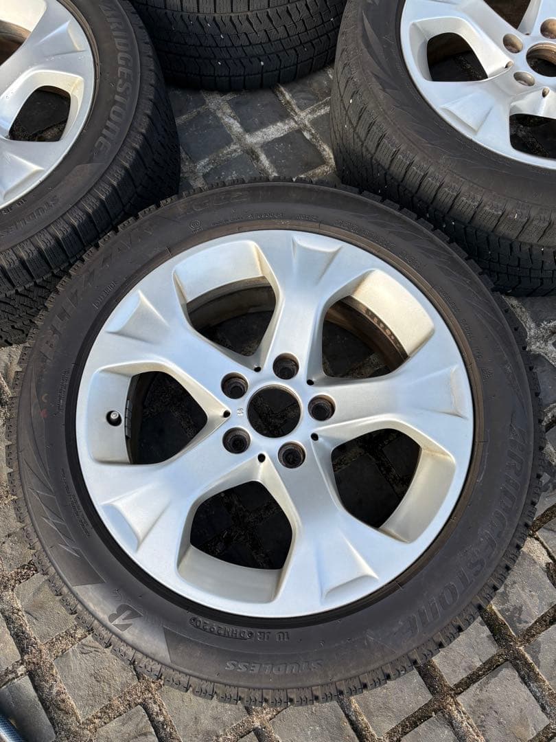  X1e84vl18スタッドレス BRIDGESTONE225/50R17