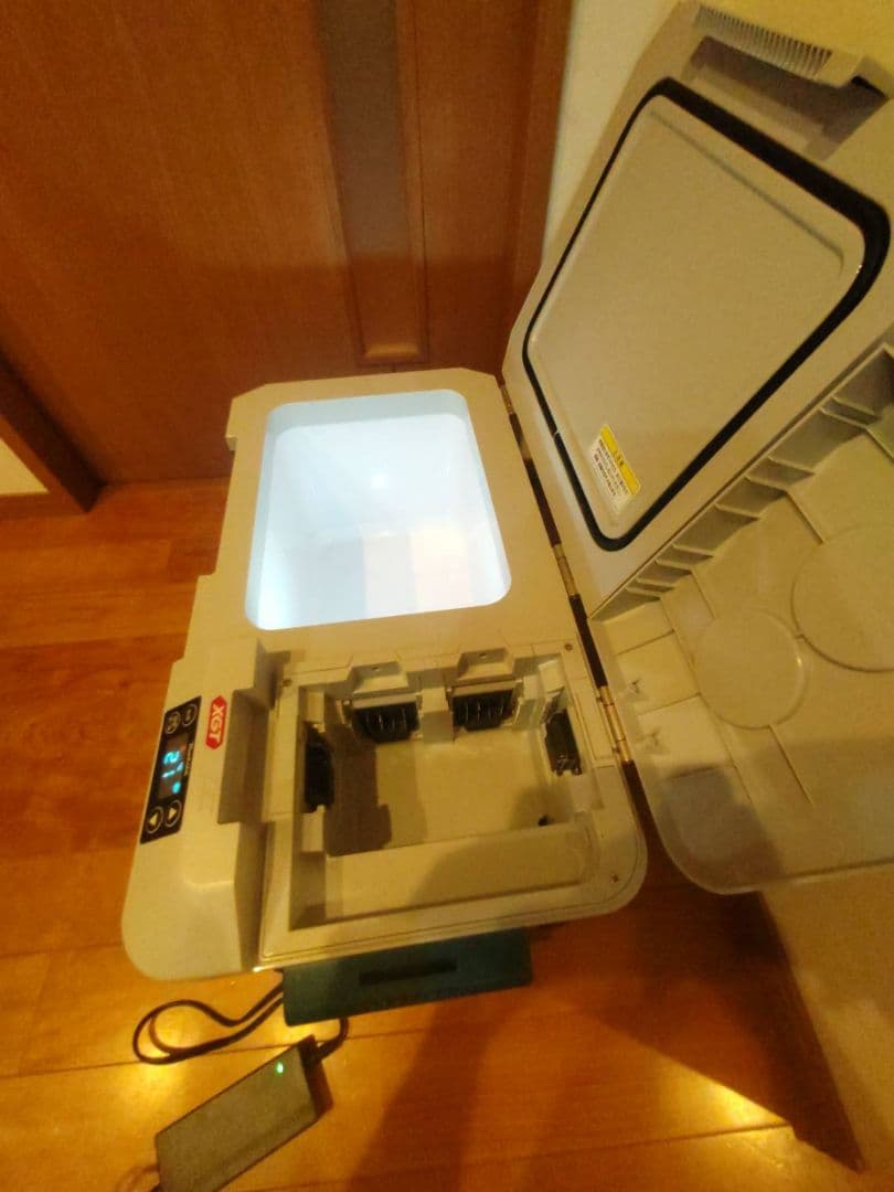 Makita 保冷温庫 CW001G