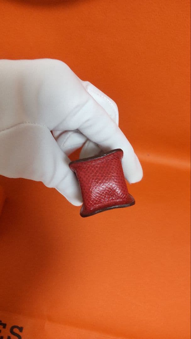 【極美品】エルメス 印鑑ケース 赤 レッド