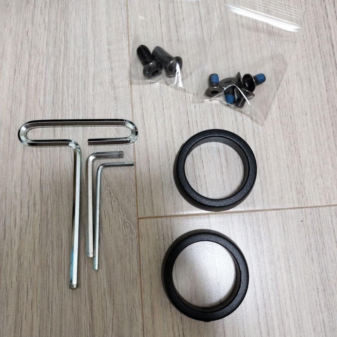 エルゴトロンLX　デュアルモニターアーム　おまけ付き