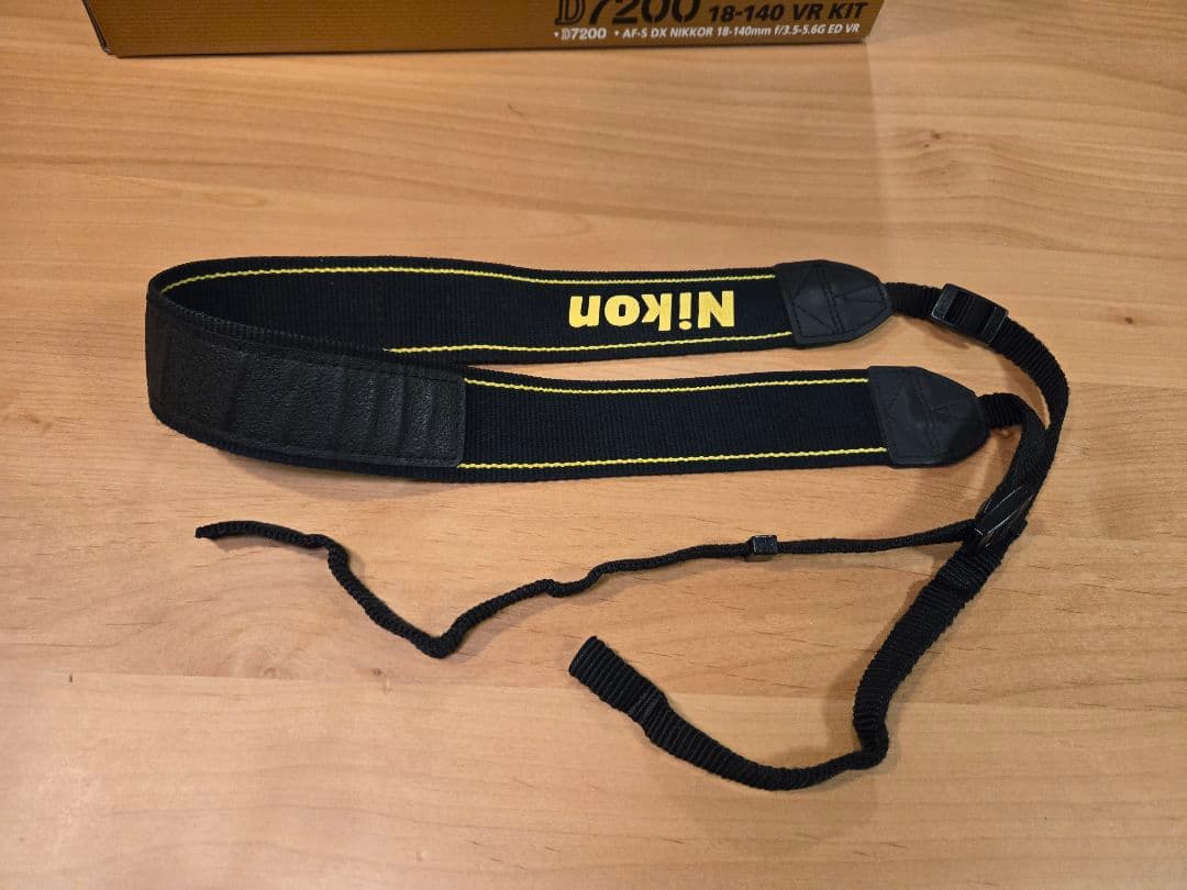 Nikon D7200 18-140レンズキット 55-300付き