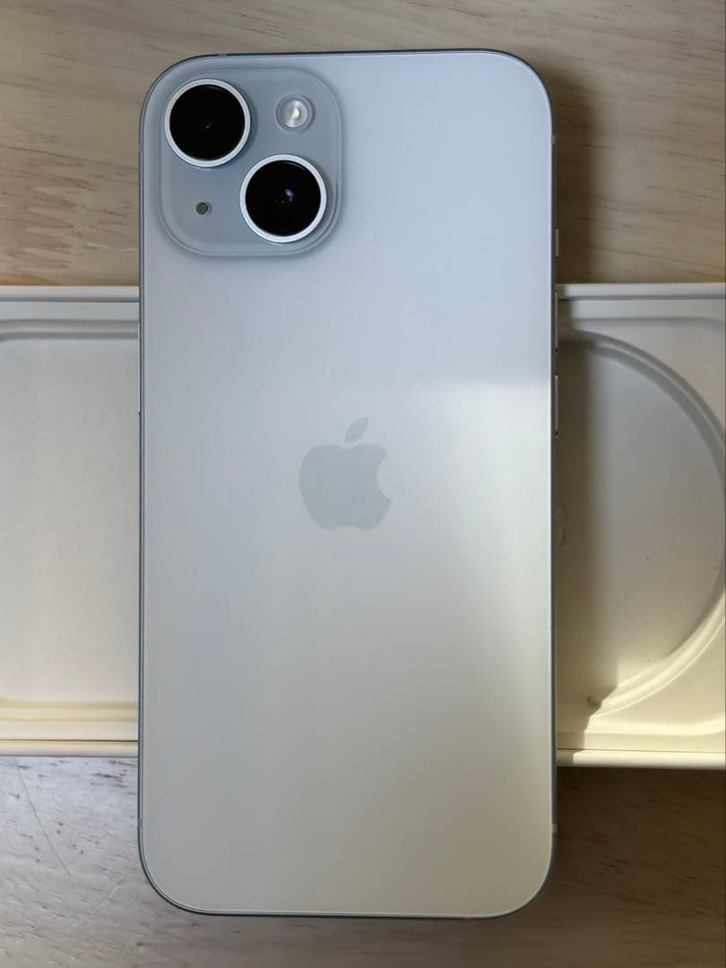 【美品】iPhone 15 128GB ブルーSIMフリー