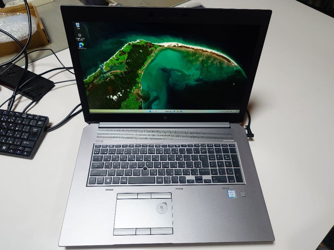 HP ワークステーション　zbook 17 g5　美品！