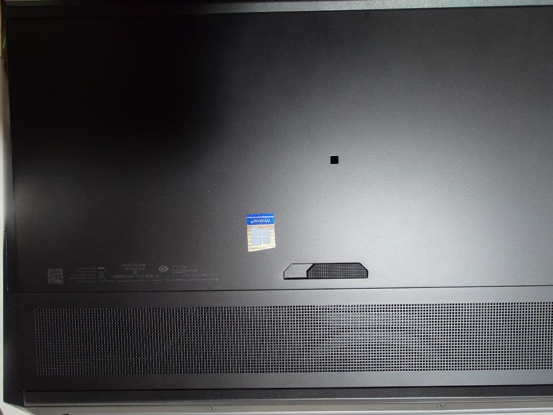 HP ワークステーション　zbook 17 g5　美品！