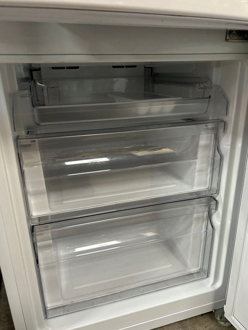 名古屋市内無料配送43★ハイアール 2017年製 148L冷蔵庫