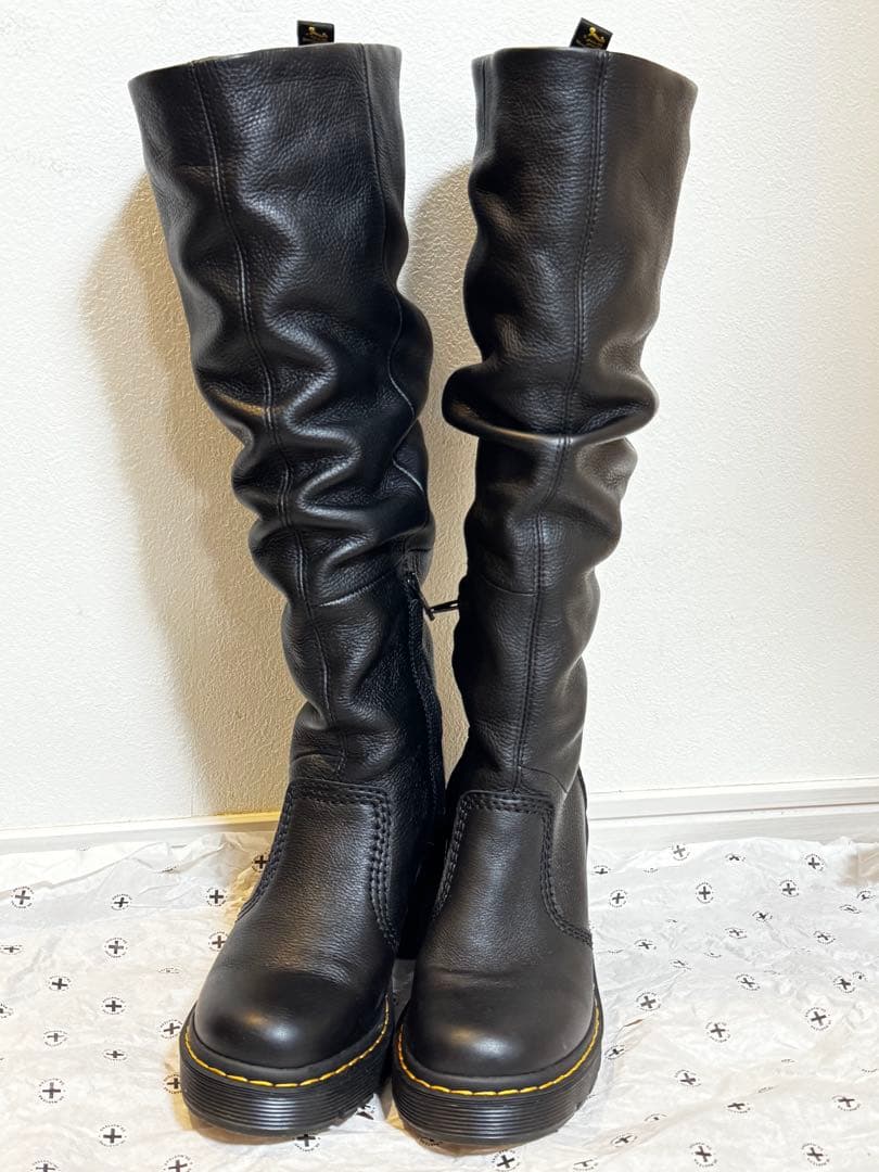 ドクターマーチン　KASEY プル オン ブーツ　ロングブーツ