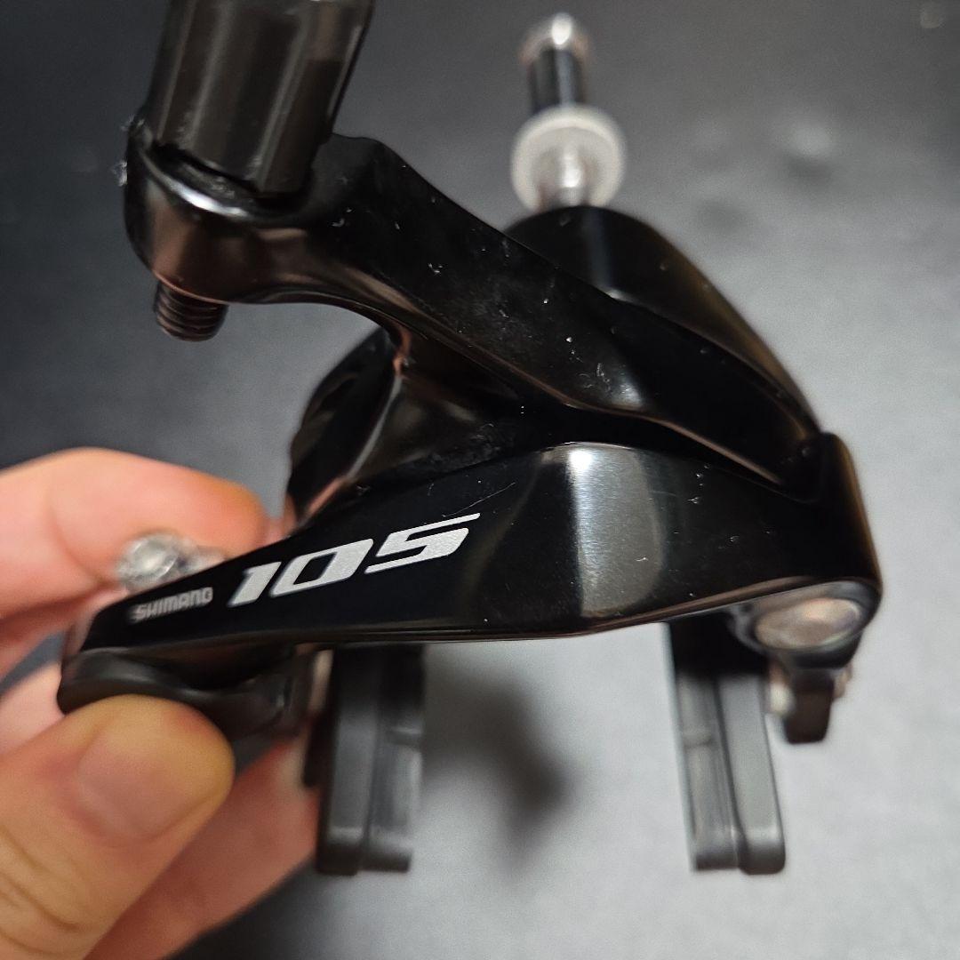 Shimano 105 キャリパーブレーキ BR-R7000 パッド付き