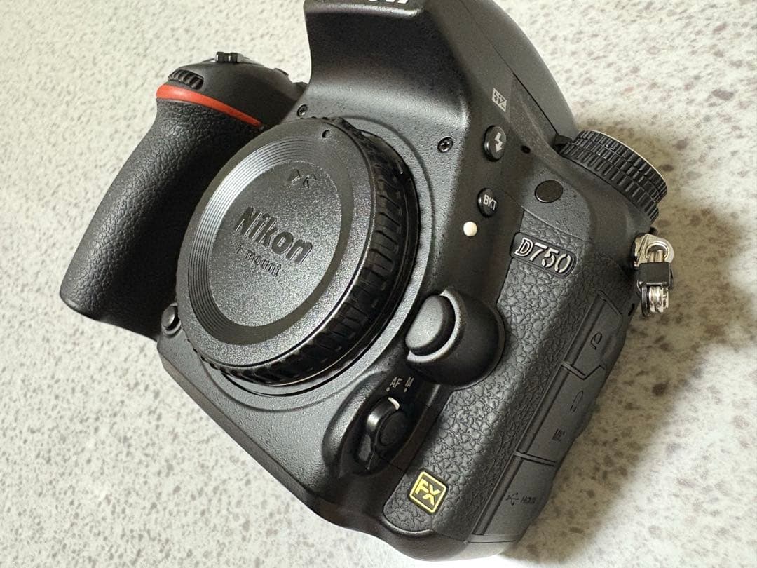 1/5までの値引き中 シャッター数6085回 D750 アイピースリモートコード