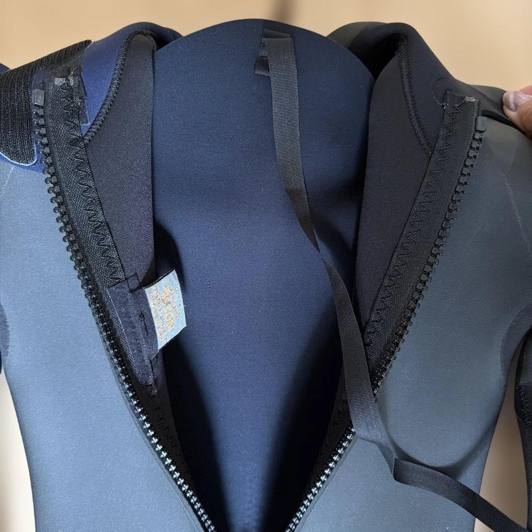 【美品】noise ノイズ ウエットスーツ 3ミリ フルスーツ ボーイズ