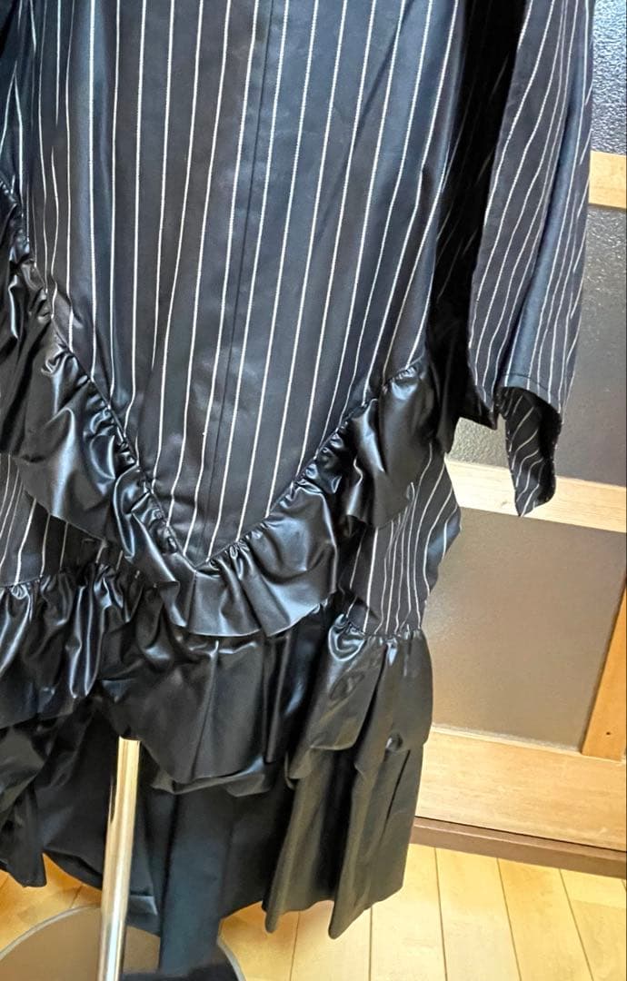 DelinquentGirl ストライプフリルドレス