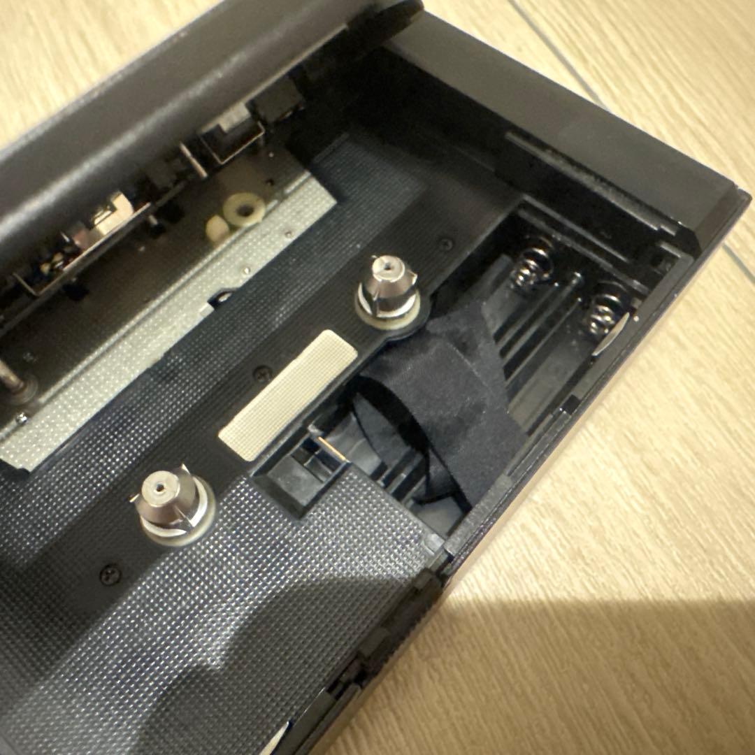 し*け様 【ジャンク】カセットプレーヤー