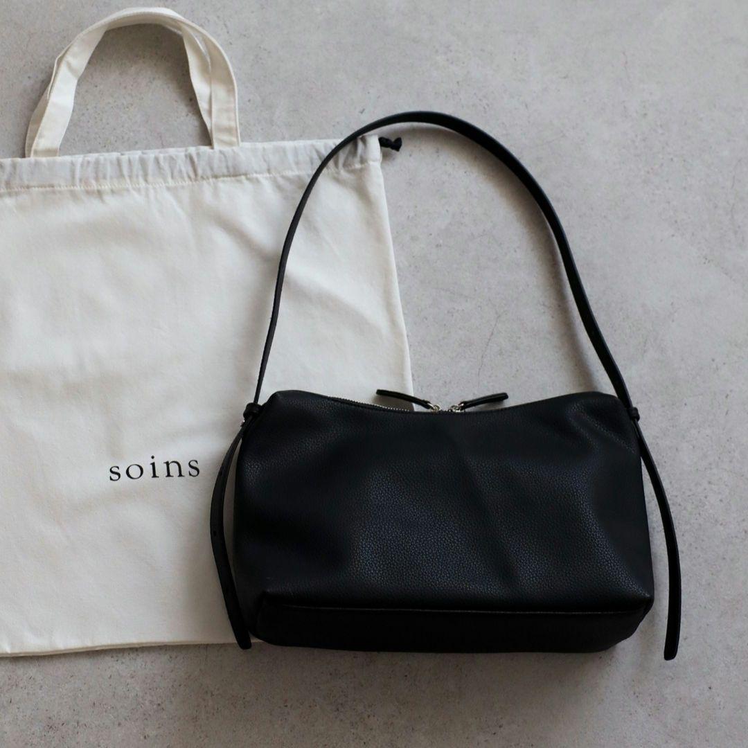 soins ミニマルショルダーバッグ