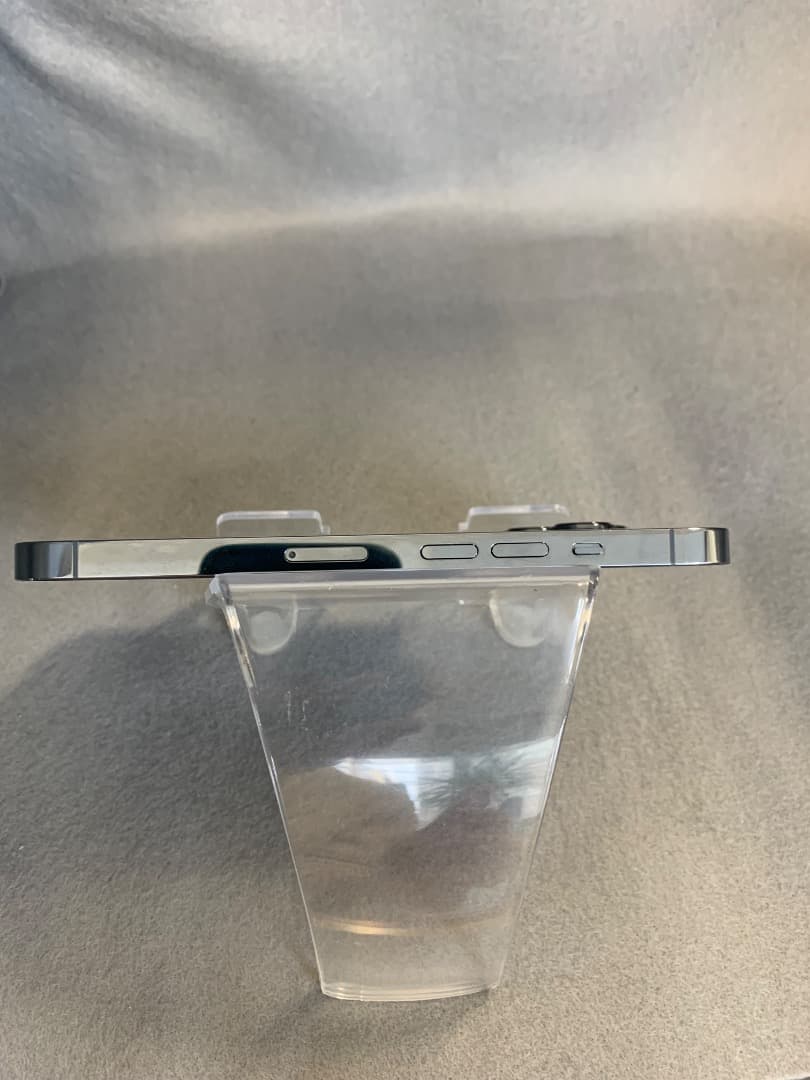 美品　国内版　SIMフリー　iPhone13　Pro 128GB