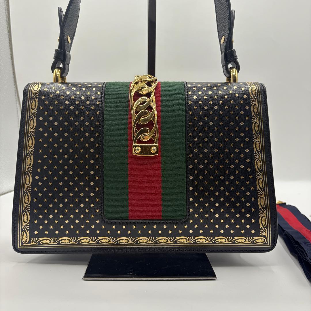 GUCCI グッチ シルヴィ スモール ショルダーバッグ 421882