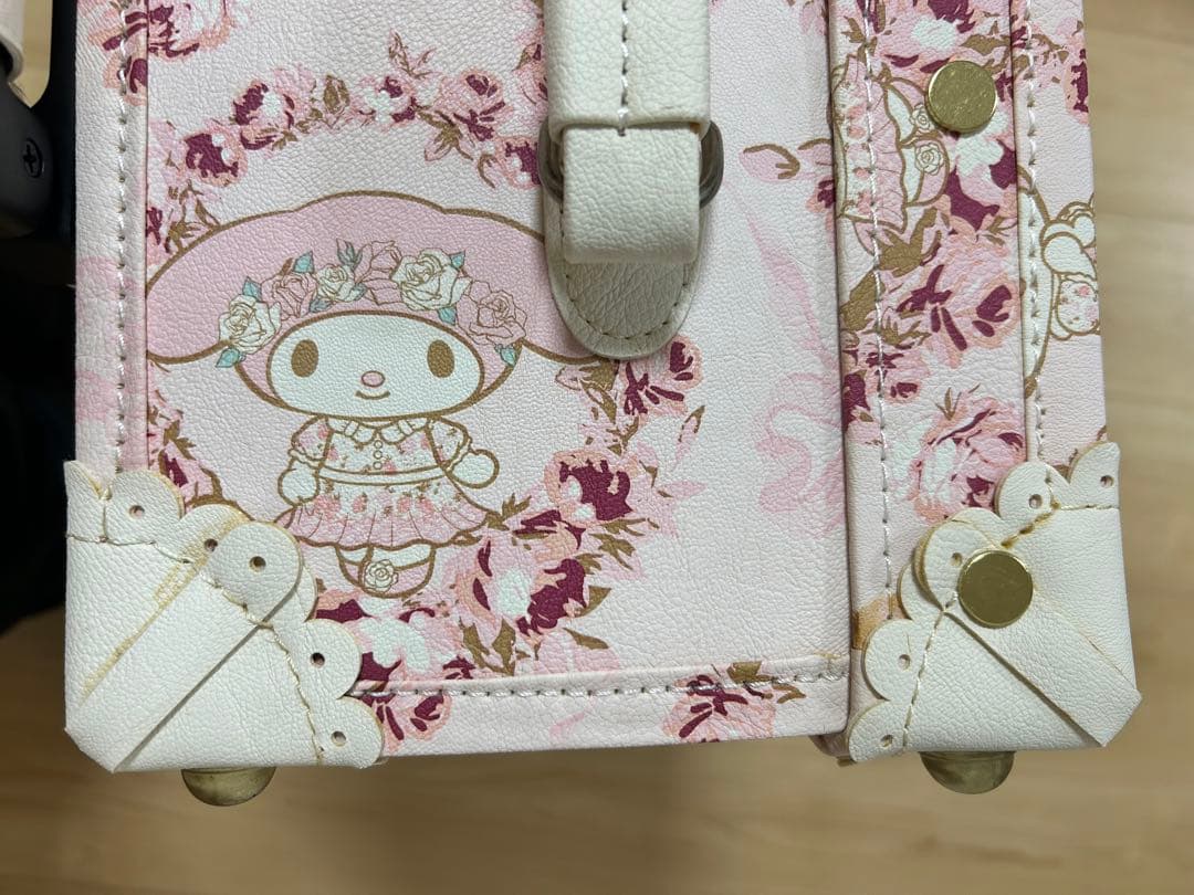 リズリサ限定　マイメロディコラボ　キャリーケース