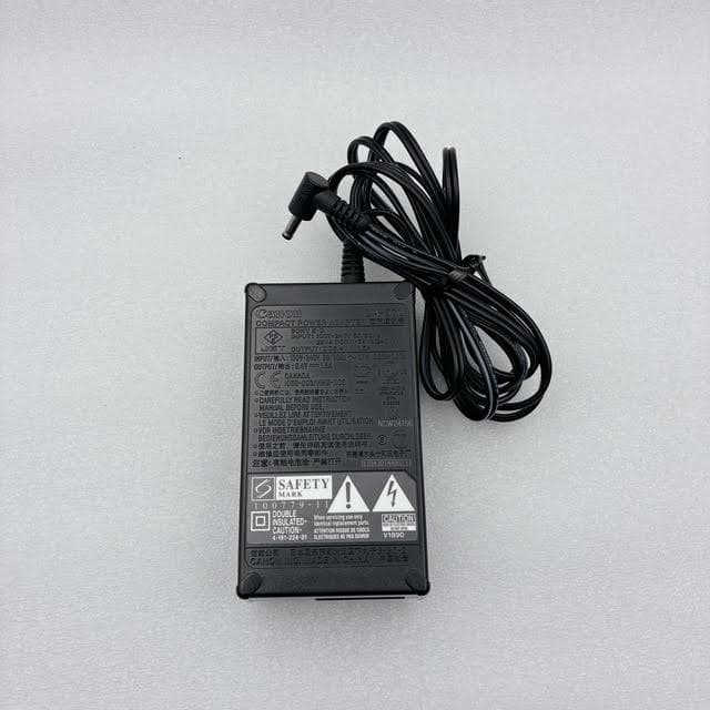 【美品】Canon デジタルビデオカメラ IVIS HF M43 64GB