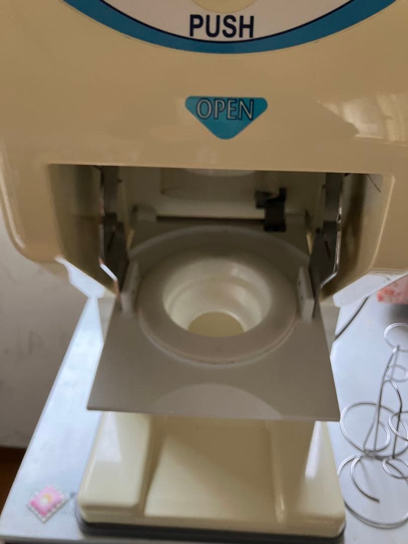 サンデン SANDEN ソフトクリーム機 ワンショット & 専用冷凍庫付