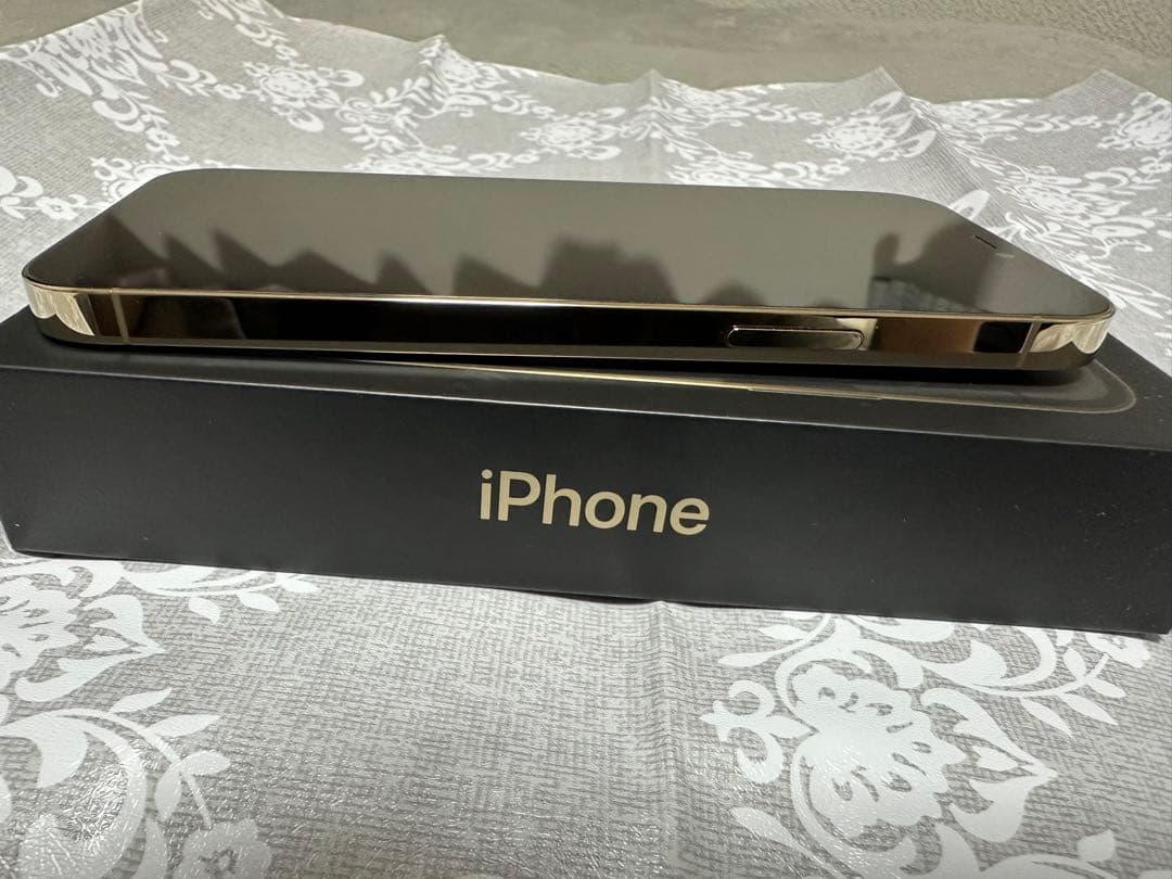 【超美品】iPhone 12 pro ゴールド 256GB 箱付き