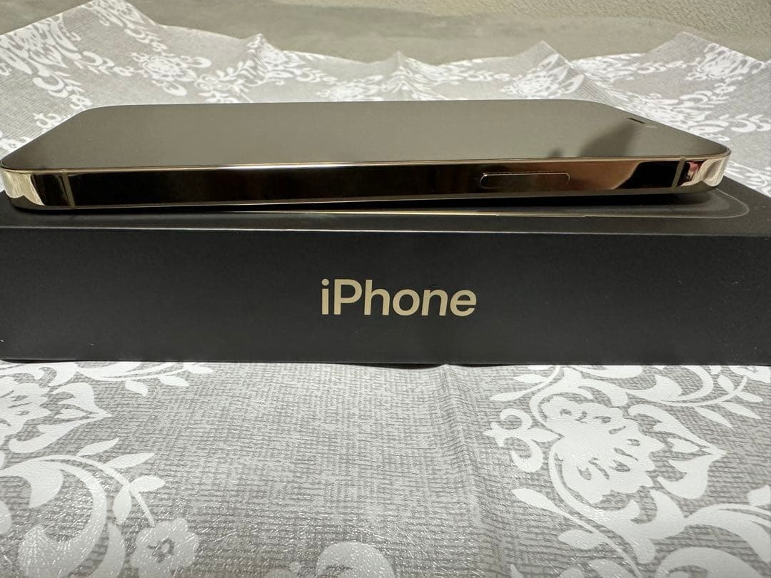 【超美品】iPhone 12 pro ゴールド 256GB 箱付き
