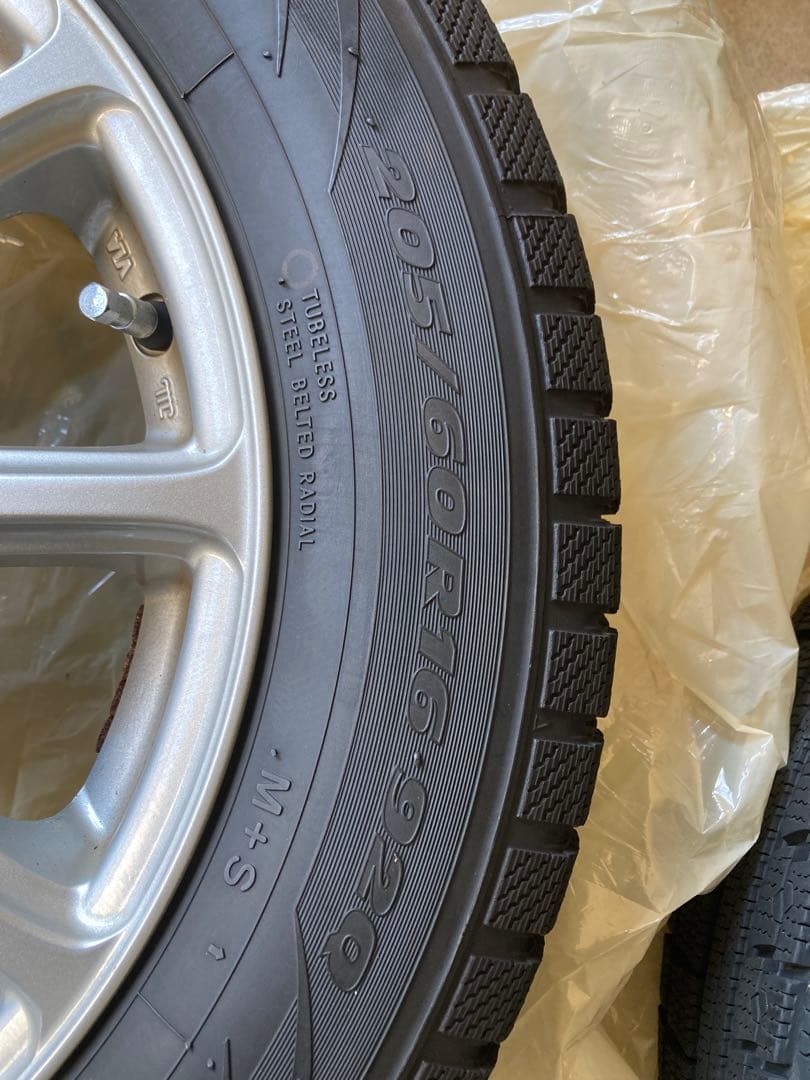205/60R16 92Q TOYO Winter TRANPATH MK4α