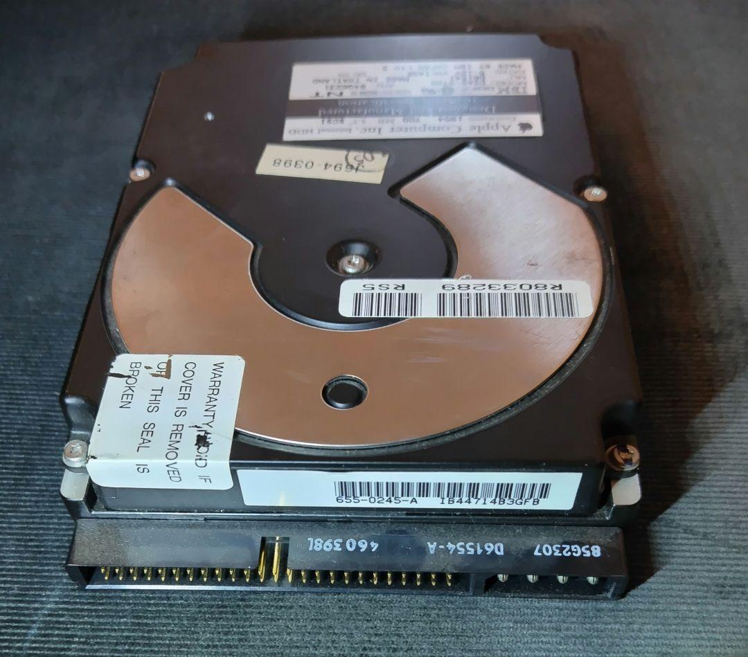 APPLE純正 IBM DSAS-3720 700MB SCSI HDD