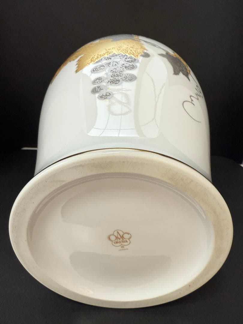OKURA 大倉陶園 花瓶 金蝕ぶどう 高さ36cm 花器 金彩 花入 陶器