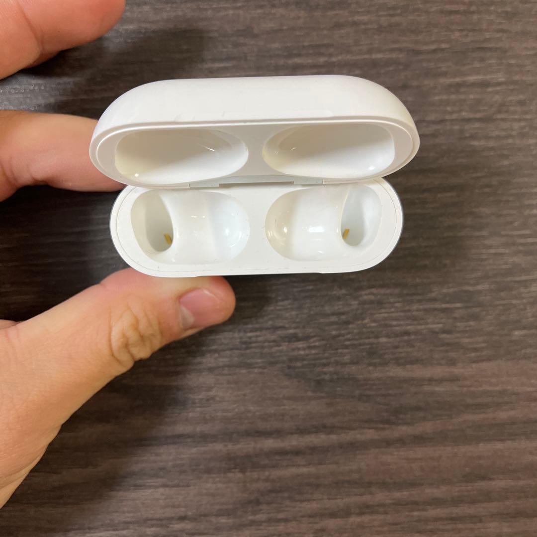 APPLE AirPods Pro 充電ケース