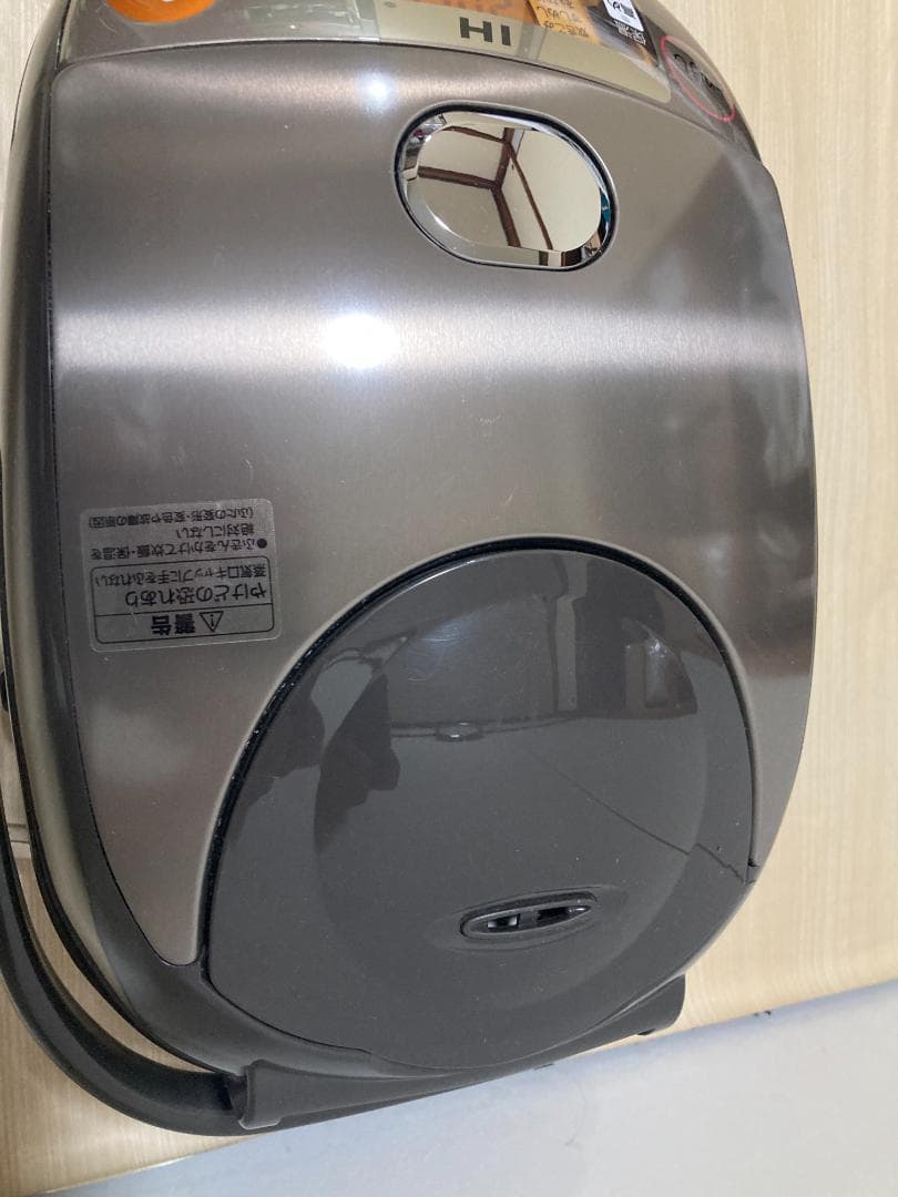 美品ー象印　IHジャー炊飯器　NP-VQ10　ブラウン　5.5合炊　2018年製