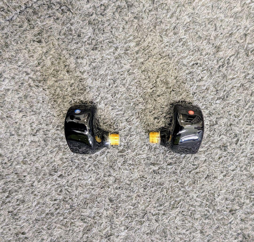 JQ Audio 匠 2nd 2EST+6BA+1DD