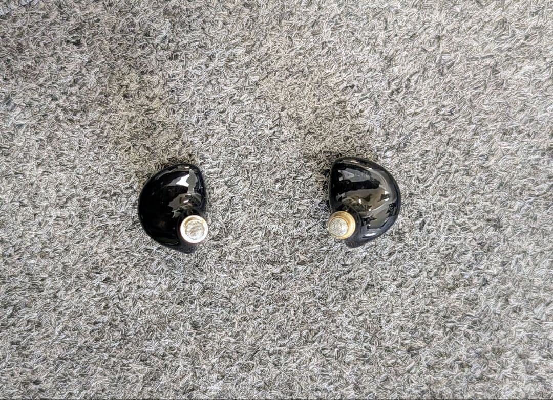 JQ Audio 匠 2nd 2EST+6BA+1DD