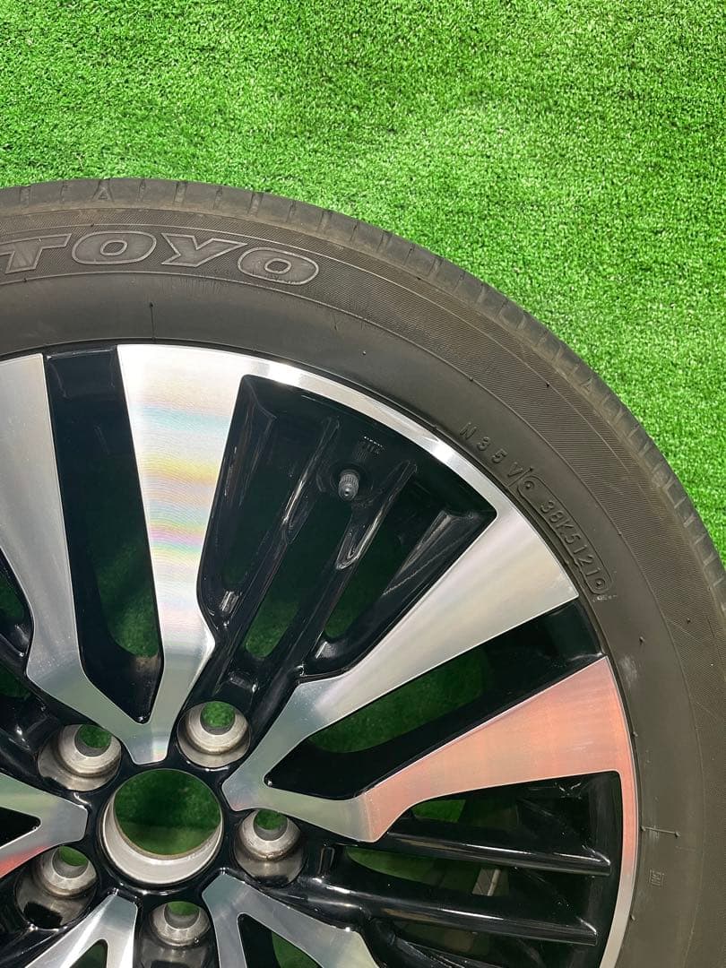 30 後期　アルファード　ヴェルファイア　純正　18インチ　235/50R18