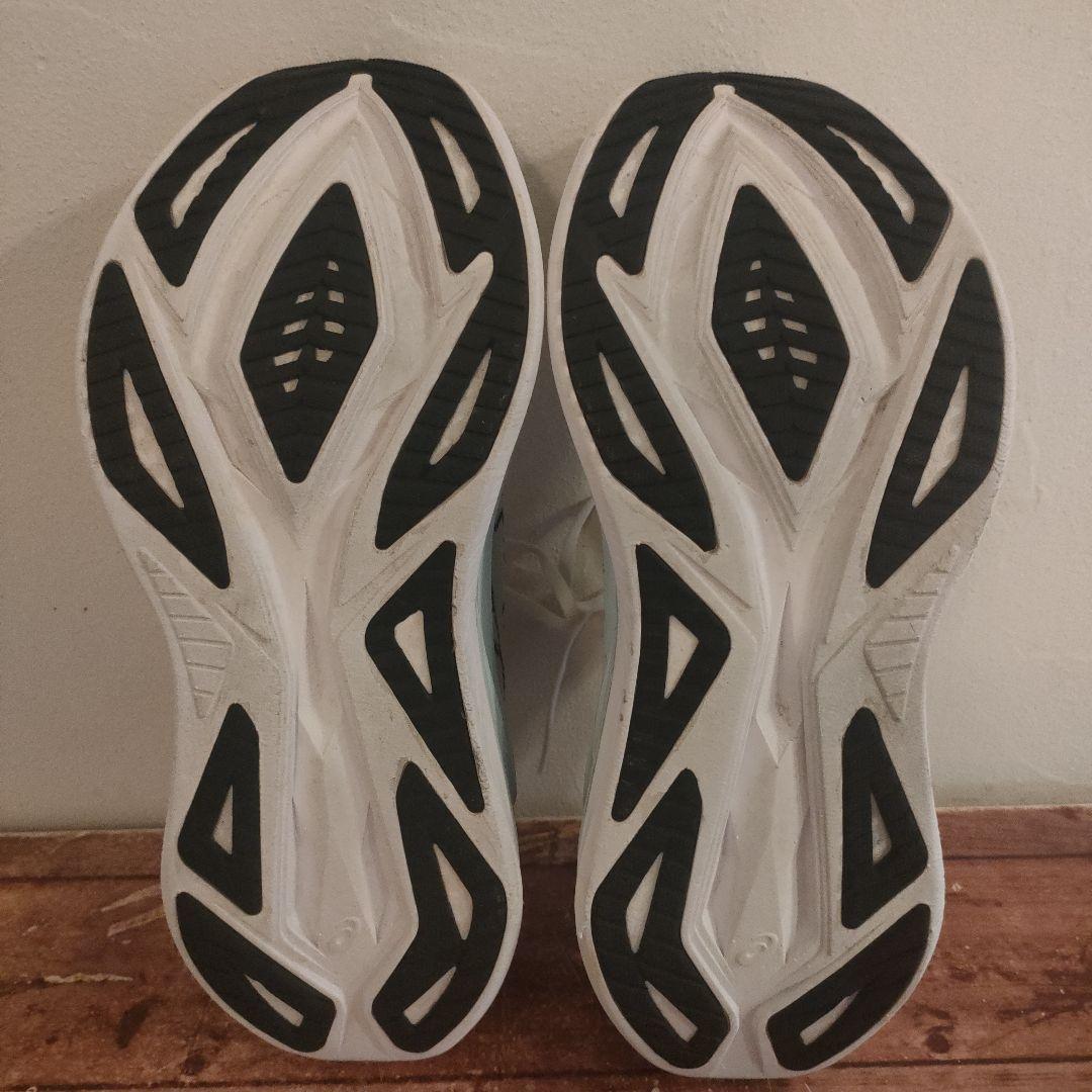 ASICS スーパーブラスト2 25cm