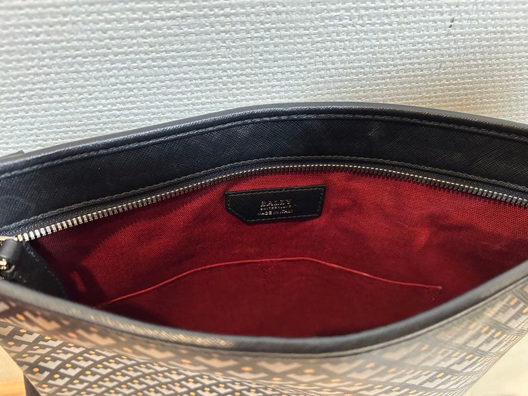 【超レア】BALLY ショルダーバッグ