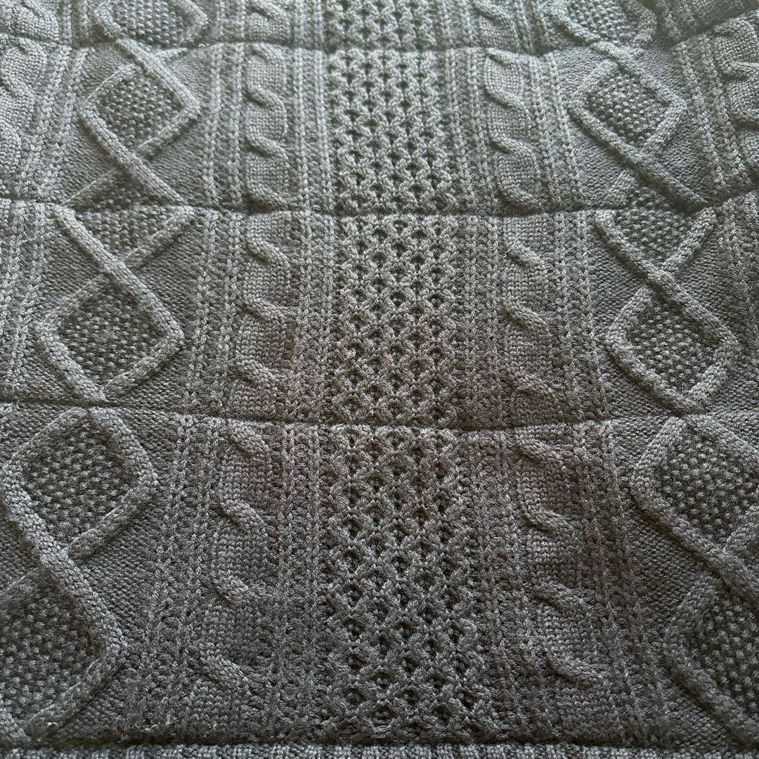 【極美品】バーバリーブラックレーベル ニットベスト 中綿入り フーディー 刺繍入