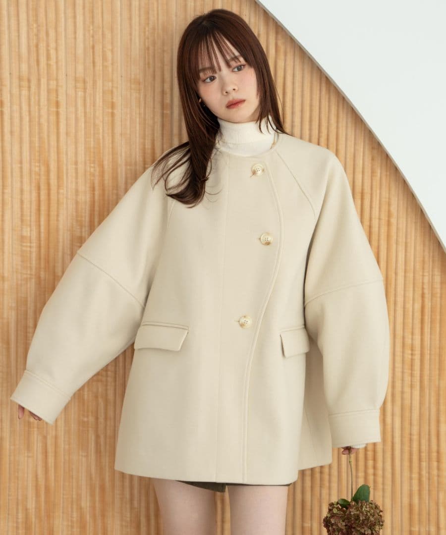 年末セール 新品紙タグ付き hinari ウェーブデザインミドルコート S