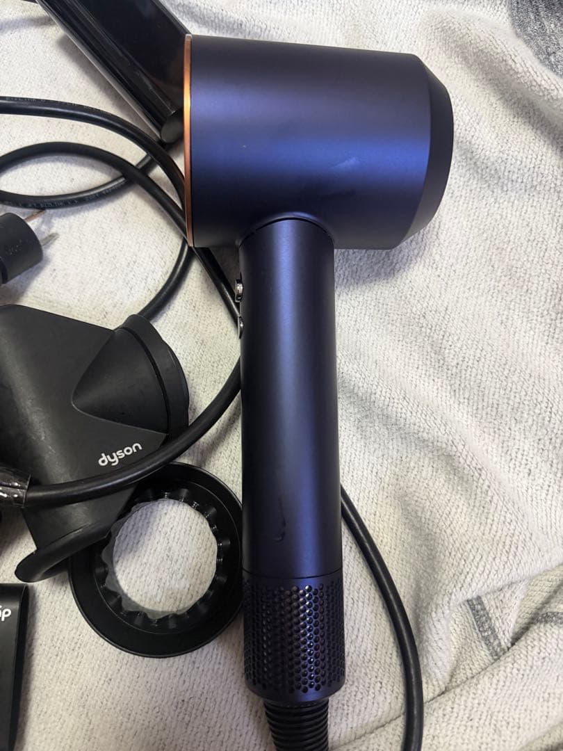 ジャンク品 Dyson ヘアドライヤー
