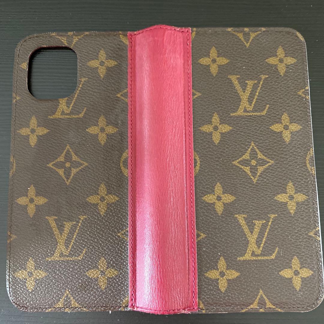 美品Louis Vuittonルイヴィトン　iPhone11ケースフォリオ手帳型