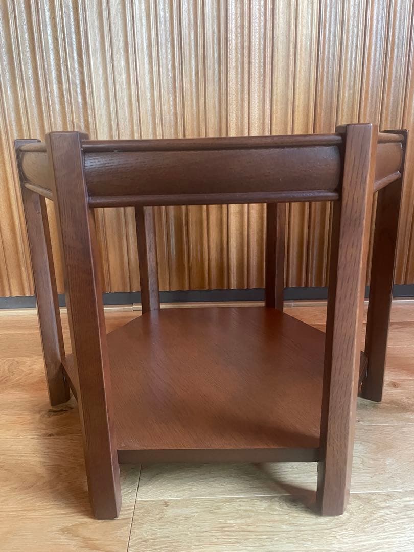 ビ*ク様 BROOKS HEXAGON TABLE / GLASS