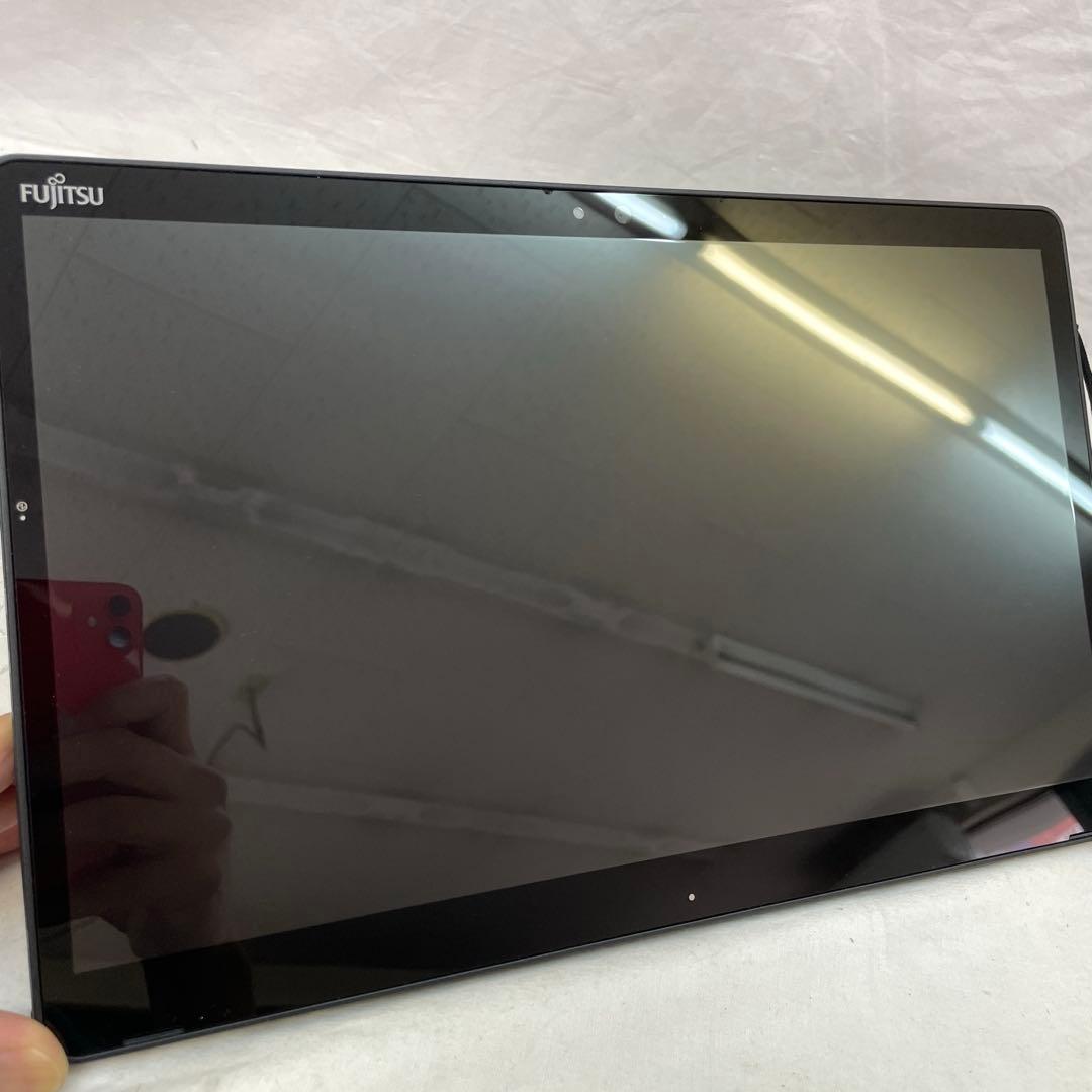 Arrows Tab　Q738/SE Celeron　SSD128 美品　ペン付