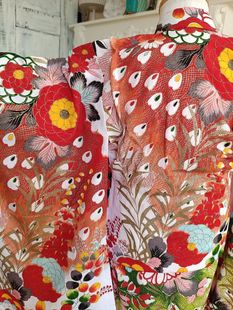 アンティーク孔雀の羽の模様☆七五三3歳着物単品